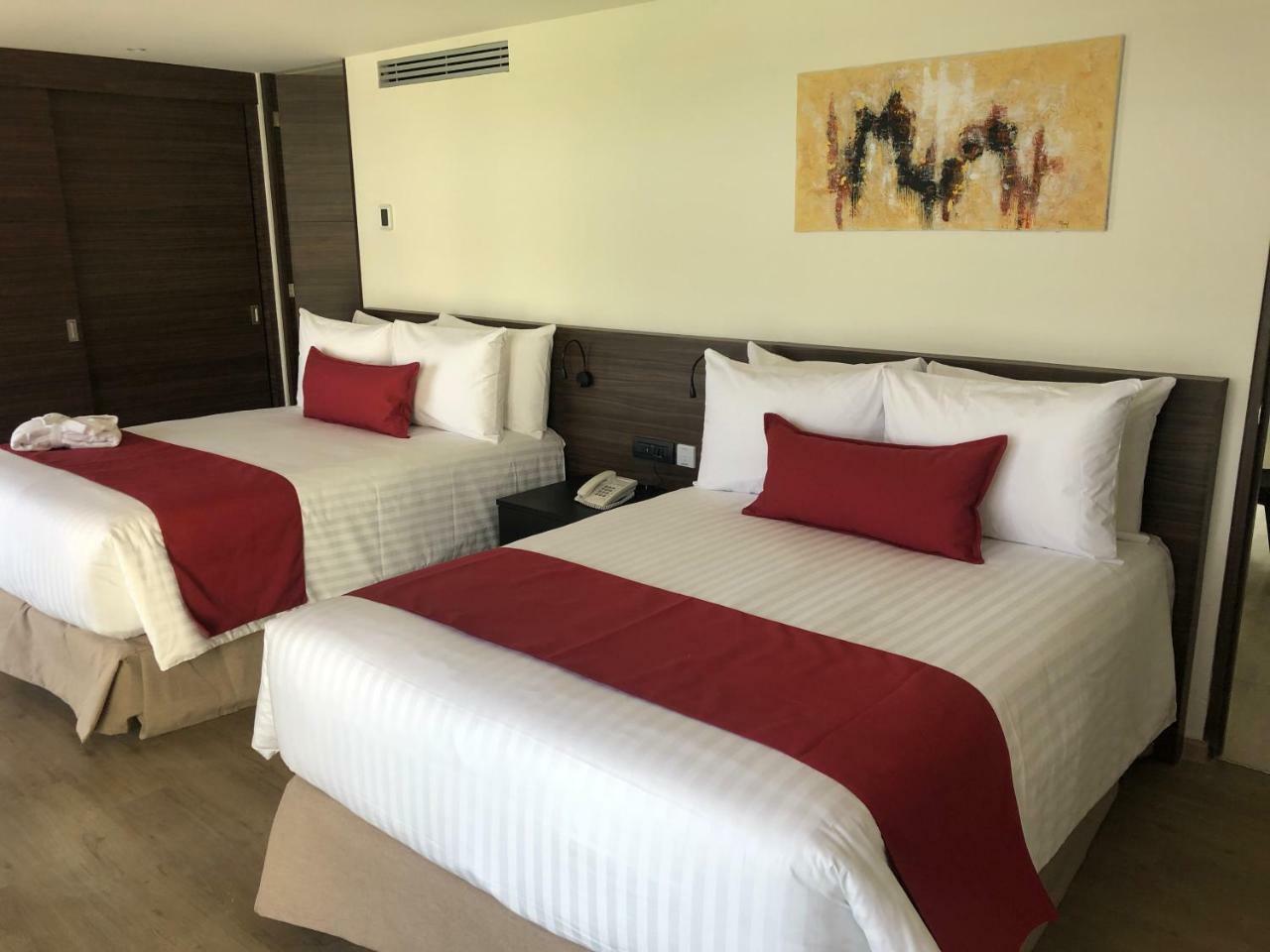 MC Suites Città del Messico Esterno foto A room at the hotel